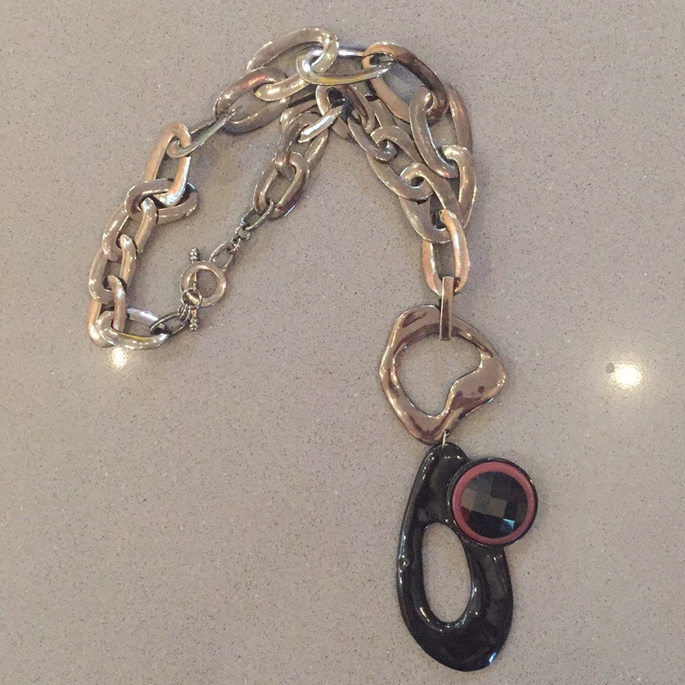 Chrome statement necklace with fake black jewel